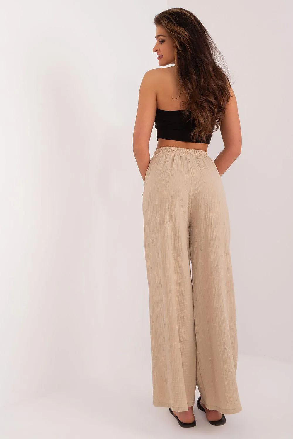 Elegant Italian-Inspired Trousers for Modern Women - Made in Europe