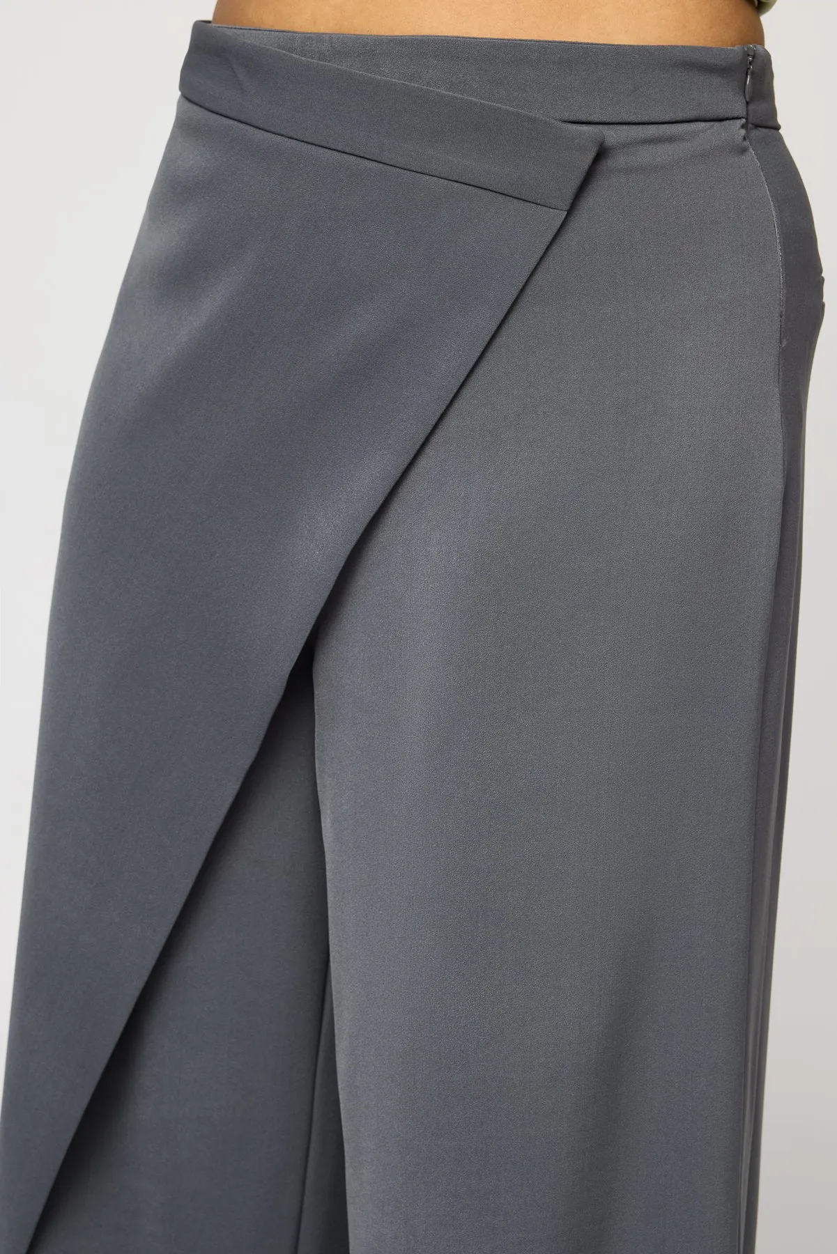 Gentle Grey Curve Pareo Korean Pants