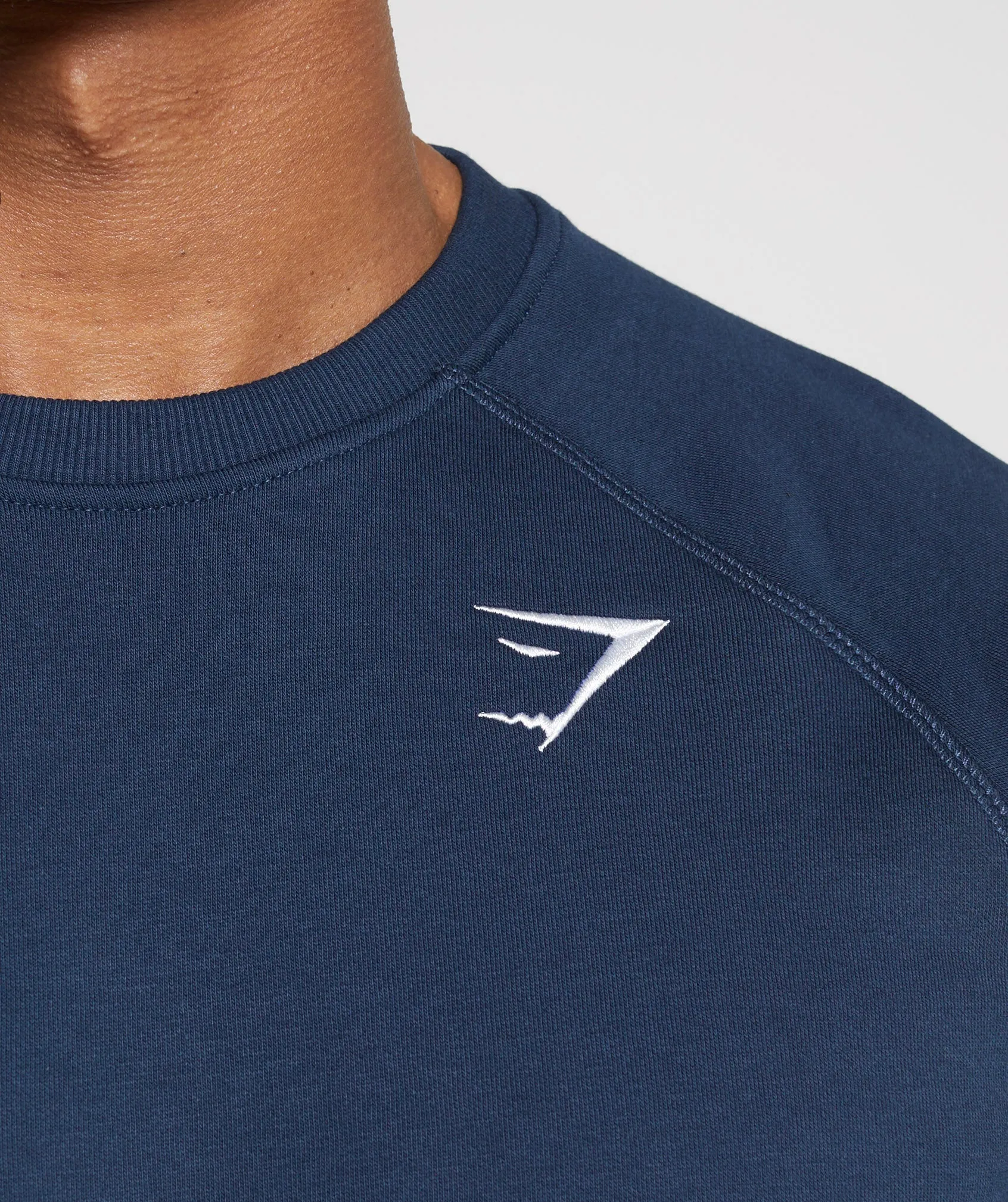 Gymshark Crest Sweatshirt - Navy