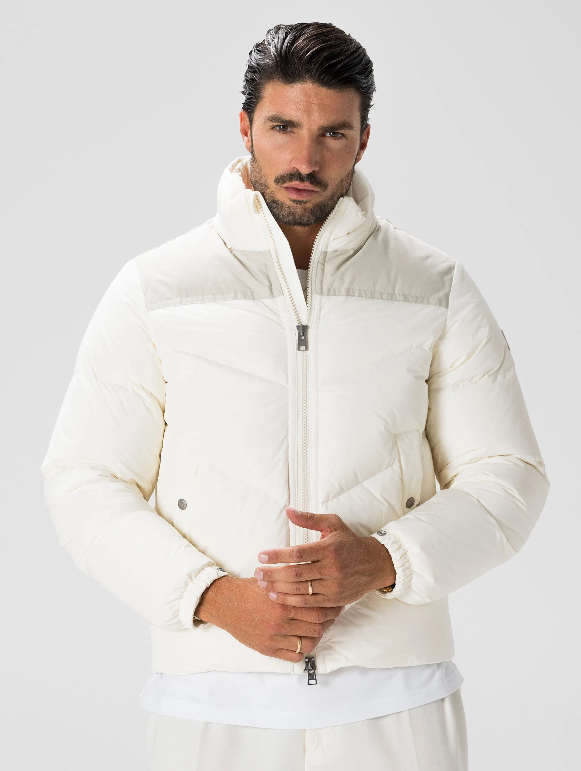 LOGO ARCTIC JACKET IN SNOW STONE