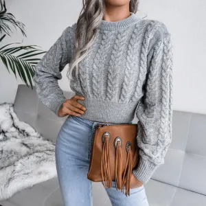 Mila - Stylish and Comfortable Women's Grey Crop Pullover with Pattern