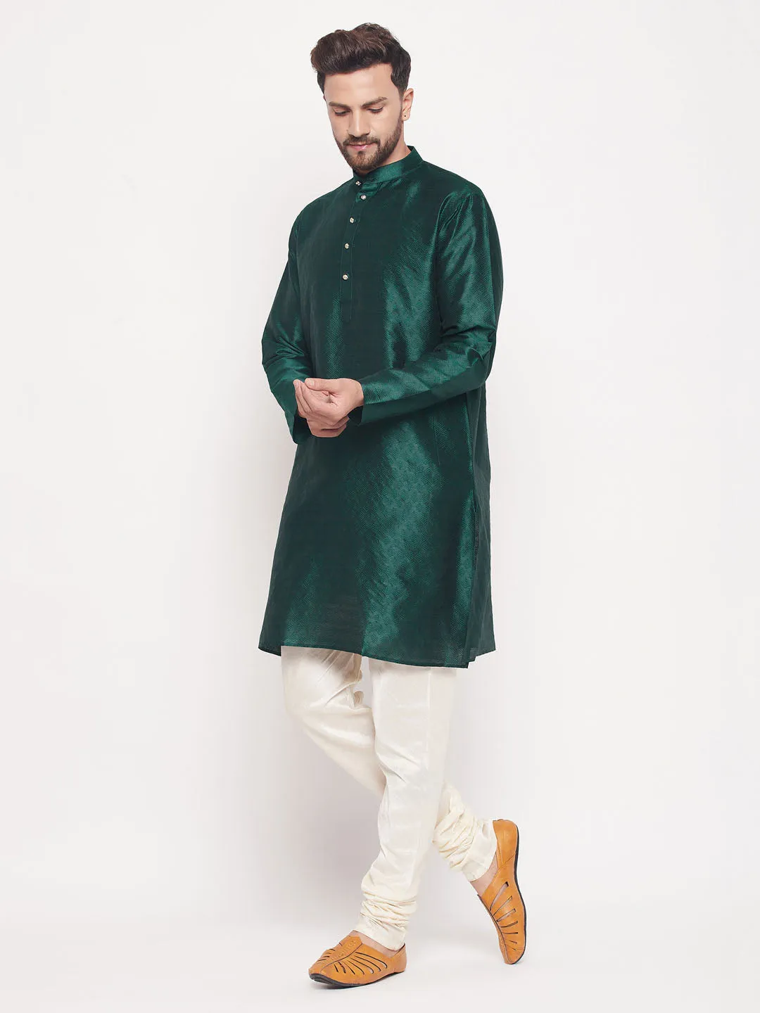 VASTRAMAY Green Woven Kurta Pyjama Set